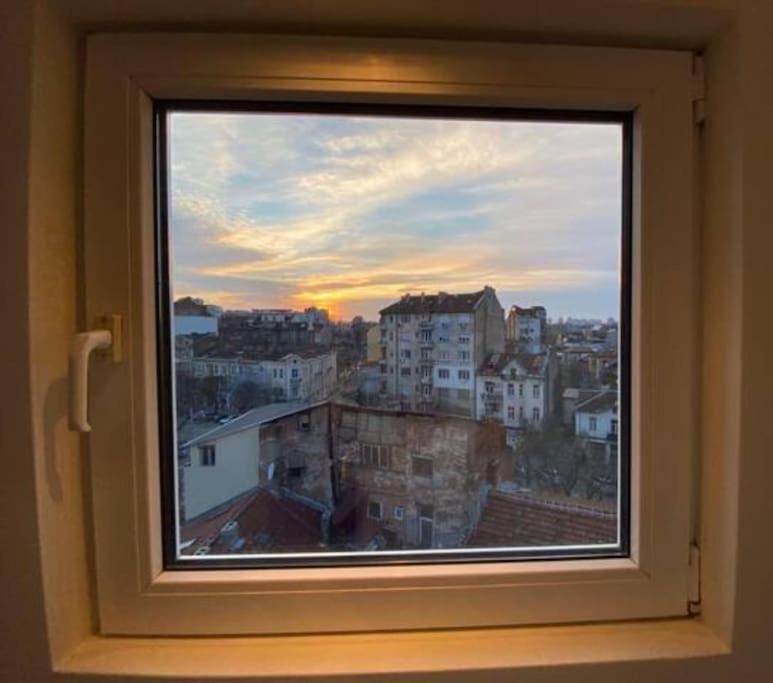 Sky-View Apartmentin Perfect City Center ソフィア エクステリア 写真